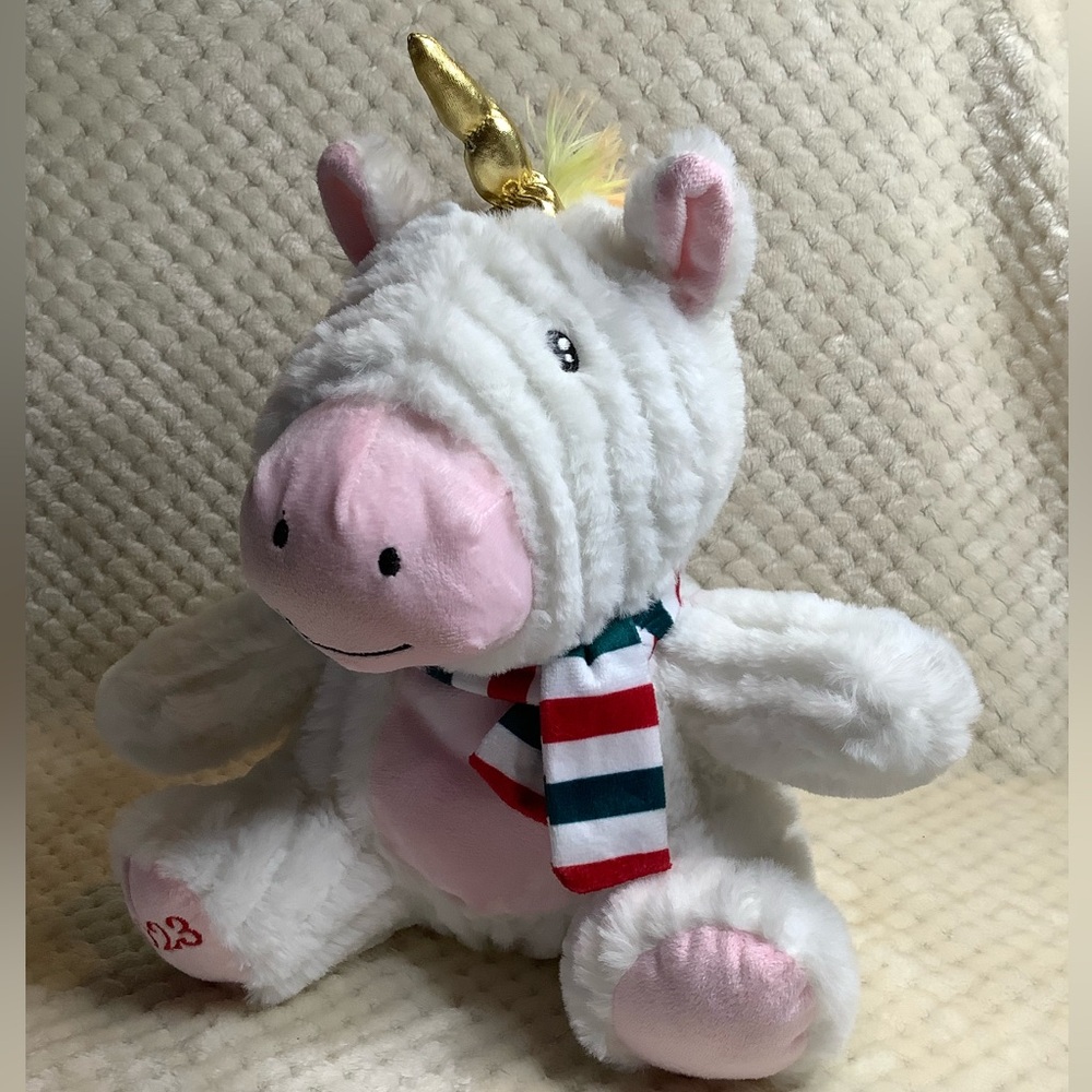 PETSMART Bliss Plush Unicorn Striped Scarf Squeaker Stuffed Animal Pet Toy 🦄